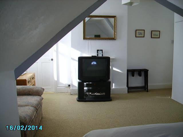 Sunnycroft Bed and Breakfast Deal Buitenkant foto